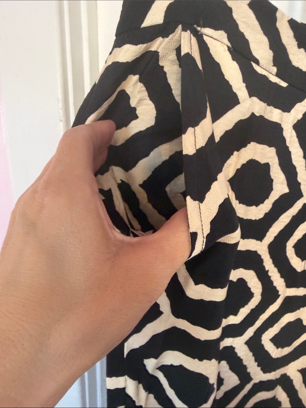 Sincerely Jules Black and Cream Wide Leg Pants - Picture 2 of 5